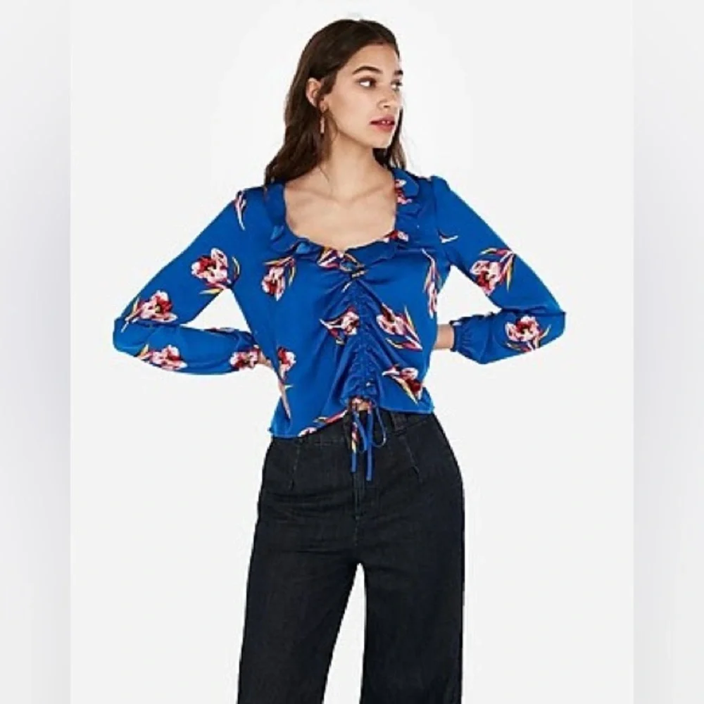 Express Satin Floral Ruched Front Ruffle Neck Top Blue Size Small
